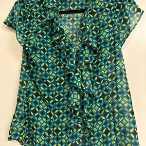 Button up green blouse for summer